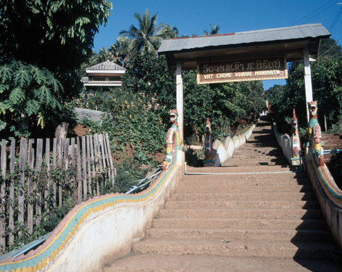 Temple stairway, Bokaeo