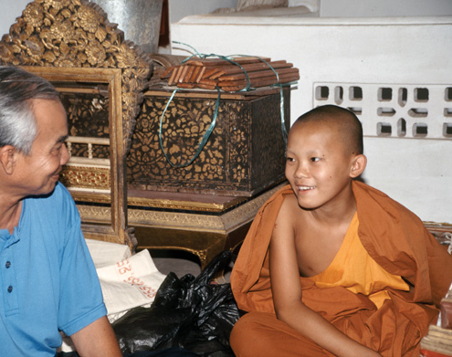 Conversation, Luang Prabang